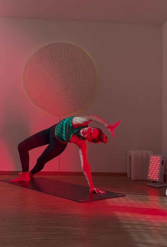 red. Reset - Vinyasa & Yoga Nidra